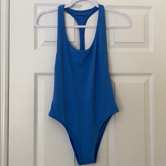 NWOT Aerie Racerback One Piece Swimsuit Small - Picture 3 of 7